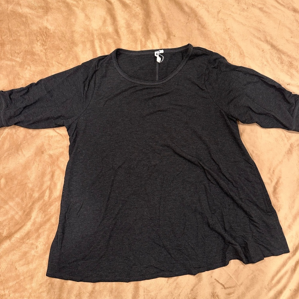 Cable & Gauge long sleeve T-shirt